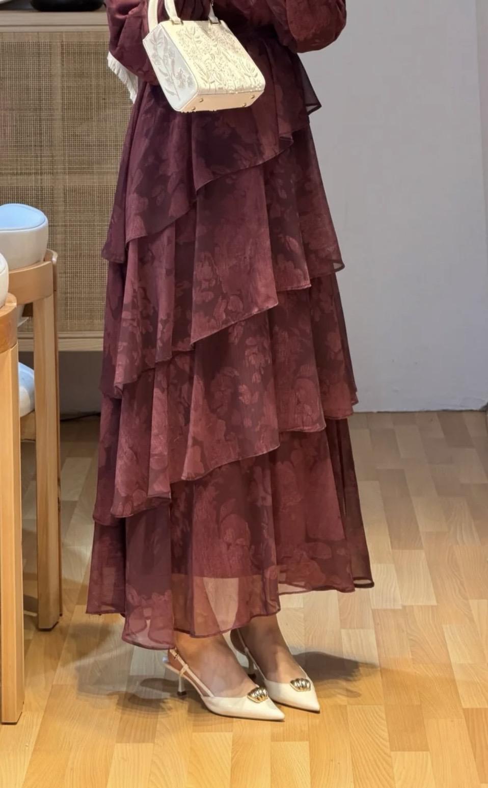 Fırfırlı Bordo Elbise -