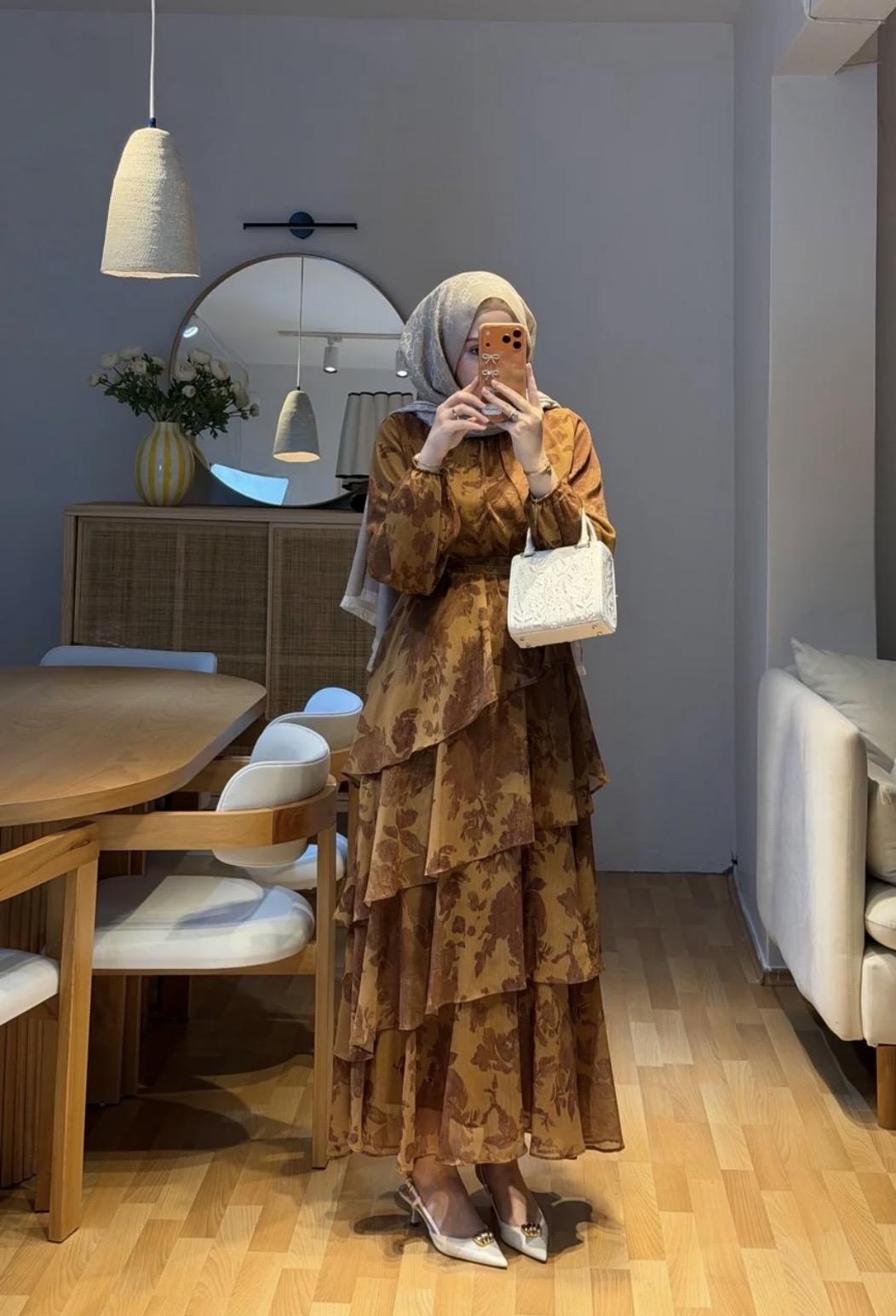 Fırfırlı Hardal Elbise