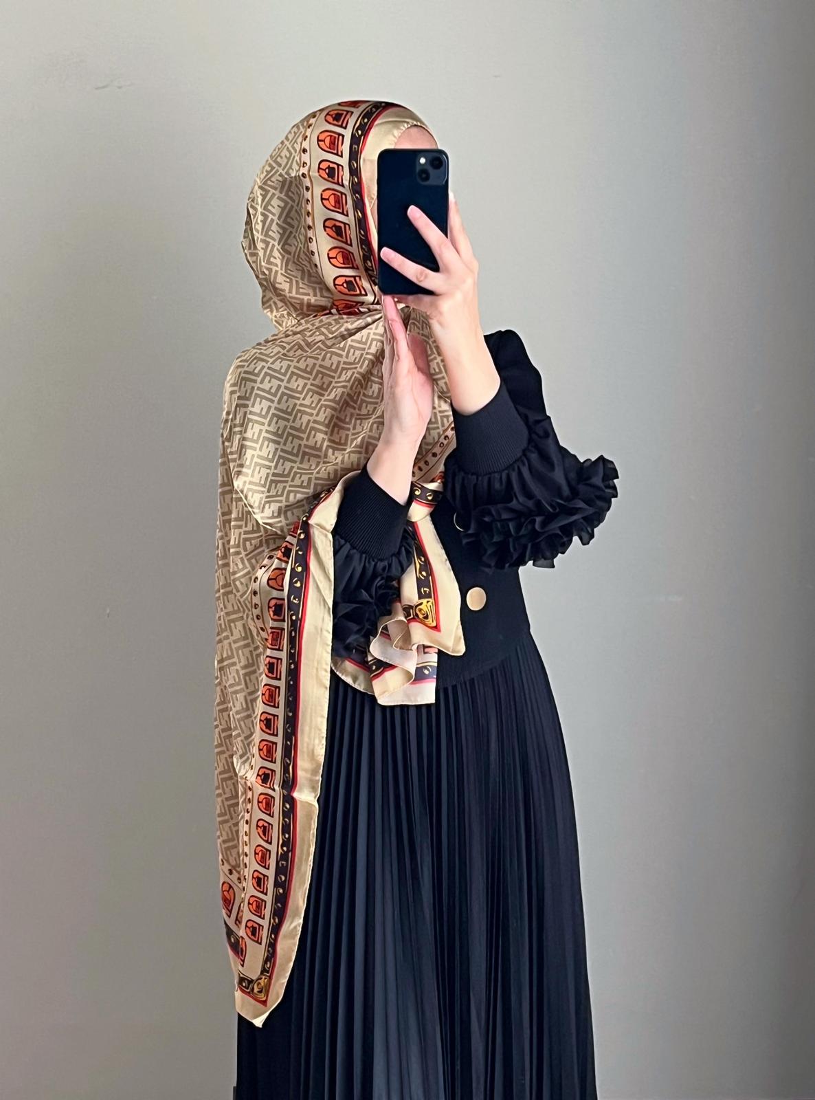 Fendi Vual İpek Şal